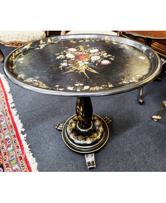 A fine Paper Mache Gueridon Table