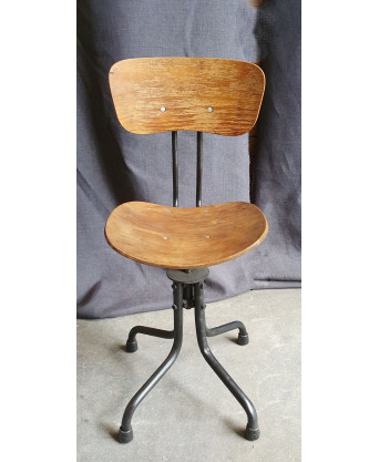 An Architect’s Swivelling Chair