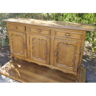 A fine Provincial Enfilade Buffet