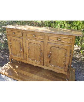 A fine Provincial Enfilade Buffet A fine Provincial Enfilade Buffet
