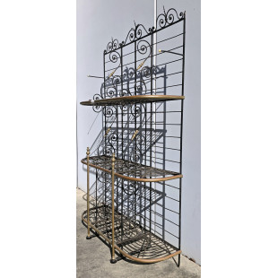 A French Baker's Stand