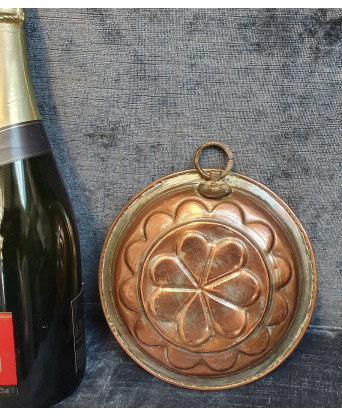 A French Copper Cake Mould