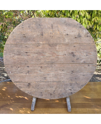 An early French Vigneron Table