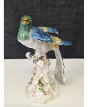 A Paris Porcelain Bird 