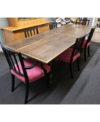 A French Draper's Table