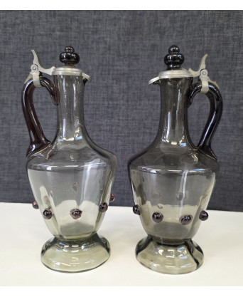 A pair of French Art Deco Cruets