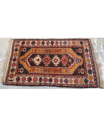 A Persian Hammad Rug A Persian Hammad Rug