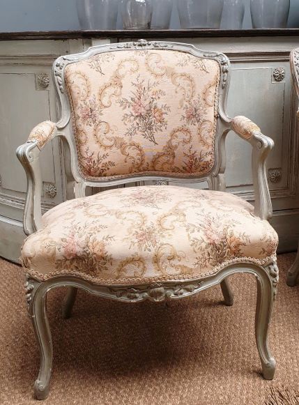 A set of 4 Louis XV Fauteuil Armchairs