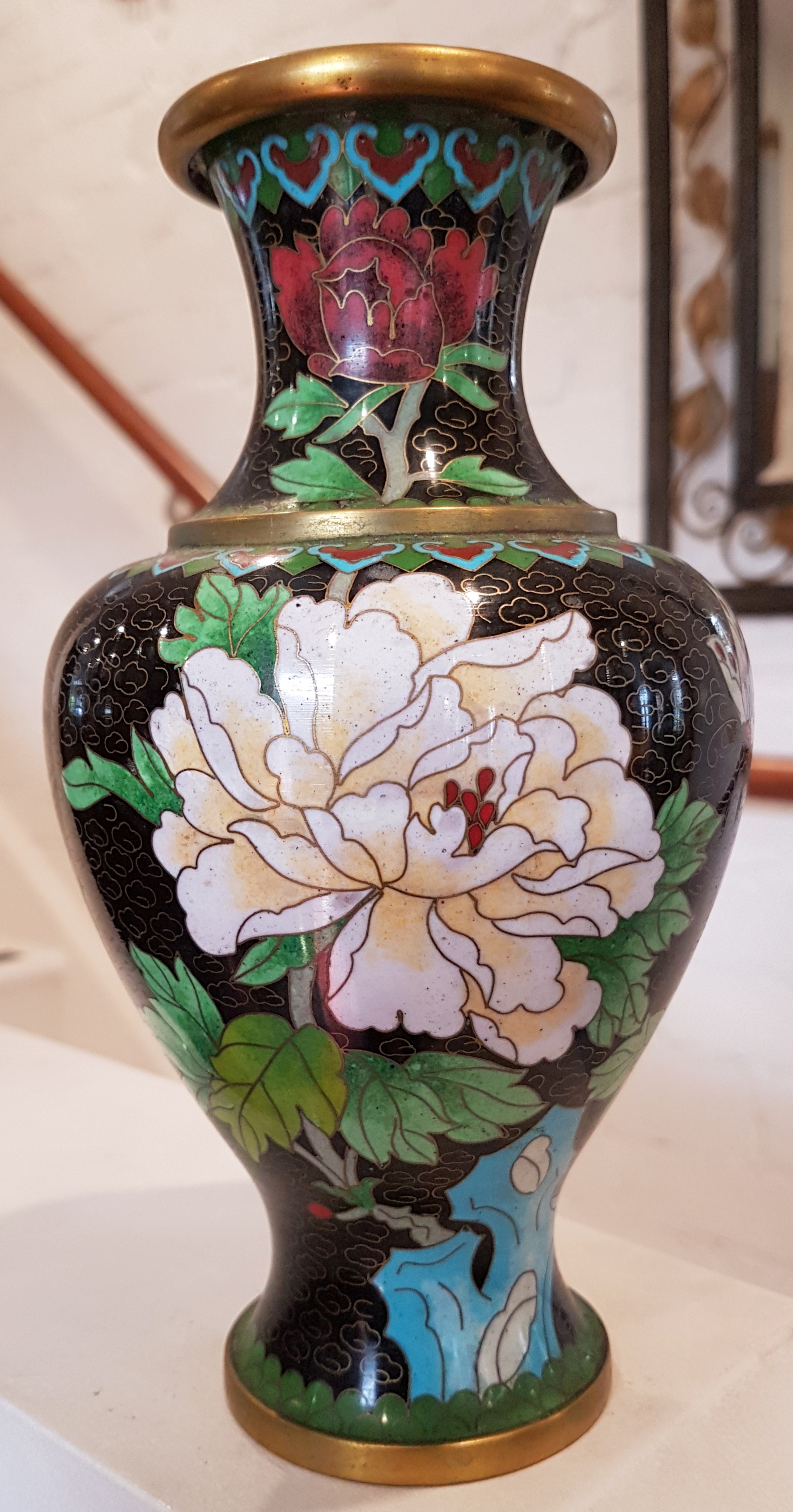 A Chinese Cloisonne Enamel Vase