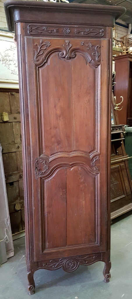 A Bonnetiere de Mariage