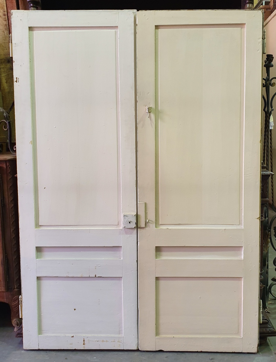 A pair of Internal French Doors (T)