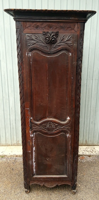 A Normandy “Bonnetière de Mariage”