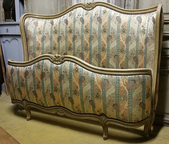 A French 'Corbeille' Queen Size Bed